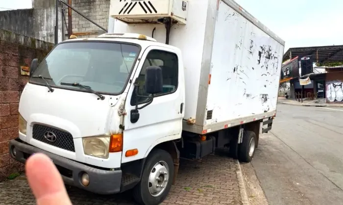 Hyundai HD78 2012 - Baú Frigorífico | Freio a Ar | Suspensão