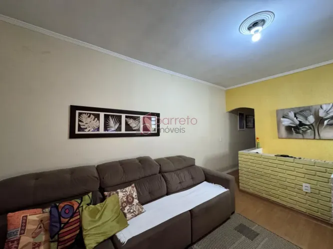 CASA SOBRADO COM 03 DORMITÓRIOS À VENDA NO BAIRRO JARDIM ESTÁDIO - JUNDIAÍ/SP