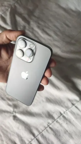 Iphone 14 pro, troco por ps5