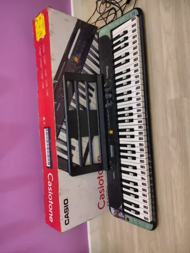 Teclado Musical Casio CT-S200