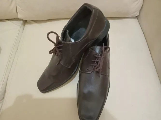 Sapato Social da RCHLO ( Marrom escuro, número 39)