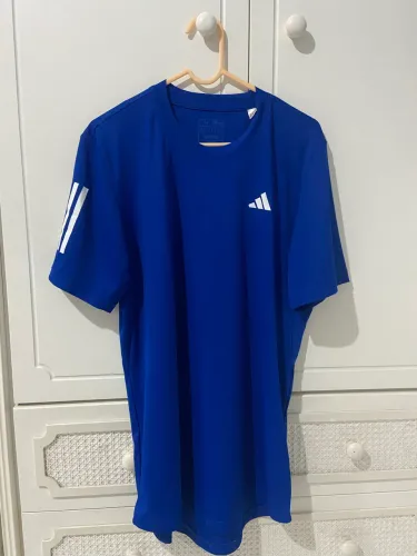 Camiseta adidas club - regular Fit