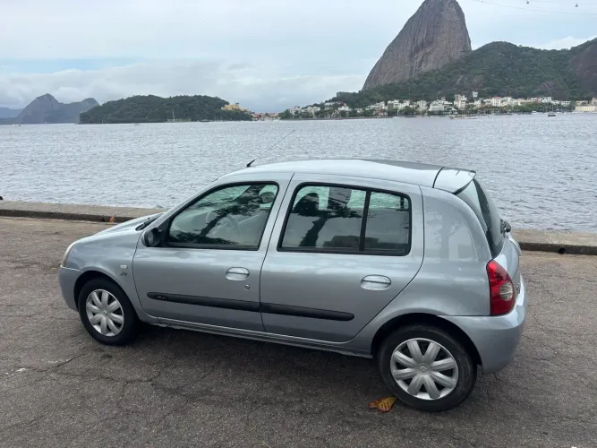 Renault Clio Auth. /air Hi-flex 1.6 16V 5P 2007