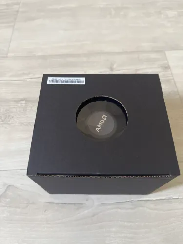 CPU fan stock AMD Ryzen 7 5700