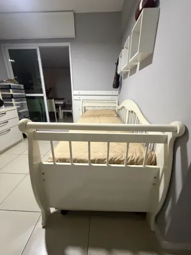 VENDO CAMA SOLTEIRO COM COLCHÃO 