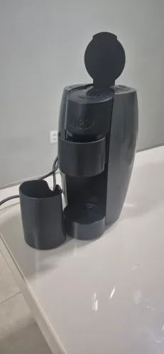 CAFETEIRA TRÊS CORAÇÕES 