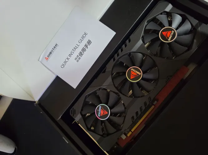 RX 6700 XT 12gb Praticamente Nova, Pouco Usado.