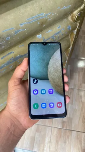CELULAR SAMSUNG A12 64GB FUNCIONANDO NORMAL LEIA A DESCRIÇÃO 