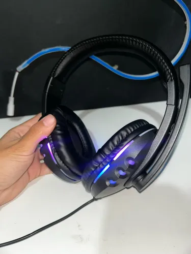 HEADSET GAMER LED RGB COM MICROFONE