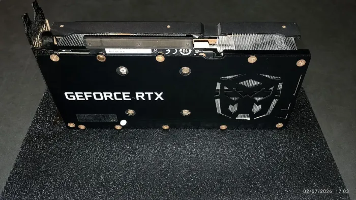 RTX 3060 Ti 8GB com Defeito - Liga, Coolers Giram, Sem Vídeo