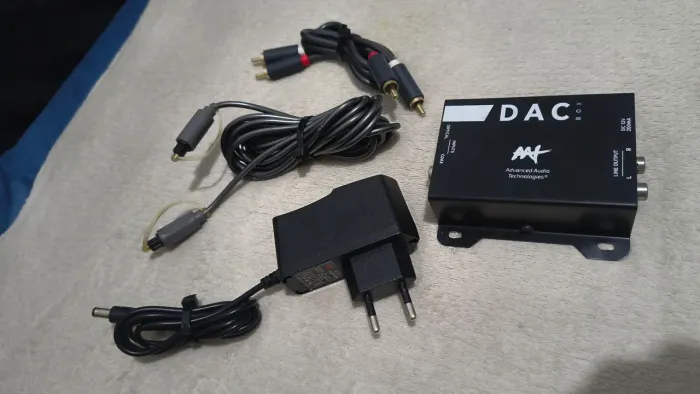 Extrator de áudio DAC BOX + Cabos UGREEN ótico/AV