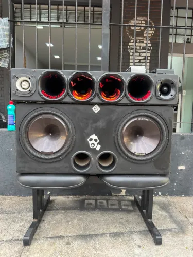 Som automotivo barato