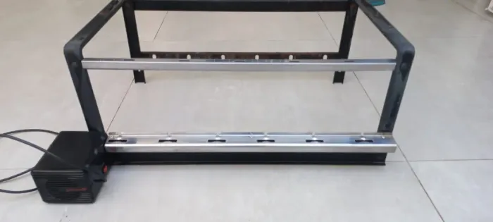 Churrasqueira Grill para 6 espetos R$ 290,00