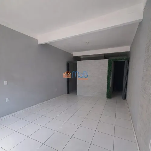 Loja 50m2 - Próximo Terminal Cehab- Ponto de Ônibus
