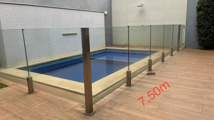 VENDO cerca de vidro para piscina e outros locais