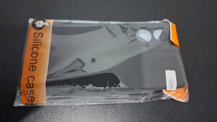 Capinha para Motorola G85 Capinha Nova Básica na Cor Preto [Embalagem Lacrada]