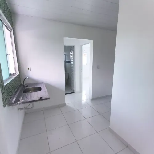 Alugo apartamento no parque 10