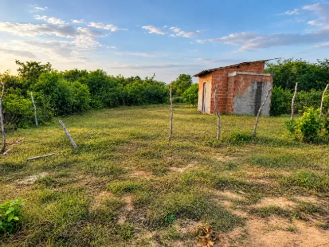 Terreno 15x30 (450 m²) com casa à venda em Portal do Sol-RN