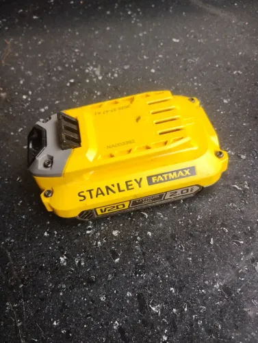 Vendo bateria Stanley 2h nova sem uso retirada são Miguel paulista próx estação