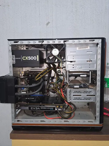 Desktop Gamer I7-4950K, GTX 1070FTW, 16GB RAM e SSD 500GB