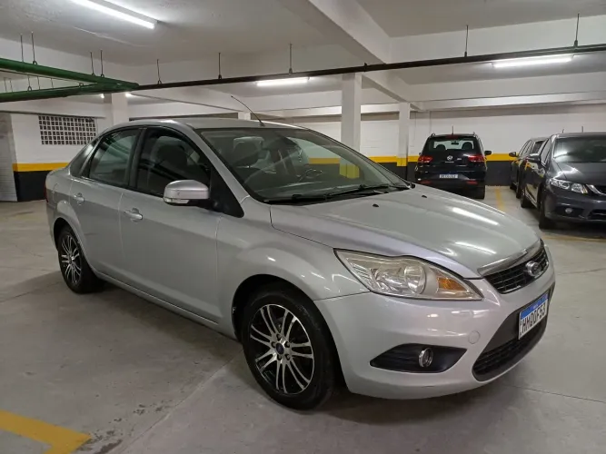 Ford Focus Sedan 2.0 16v/2.0 16V Flex 4P Aut. 2013