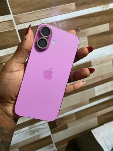 iPhone 16