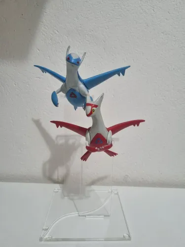 Boneco Pokémon latios e latias jakks pacific