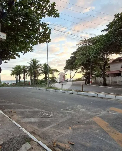 Terreno à venda, 450 m² por R$ 2.450.000,00 - Itacoatiara - Niterói/RJ