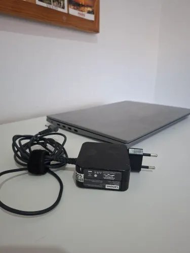 Notebook Lenovo IdeaPad S145 i5 8ª Geração | 8GB RAM | SSD | Carregador Original