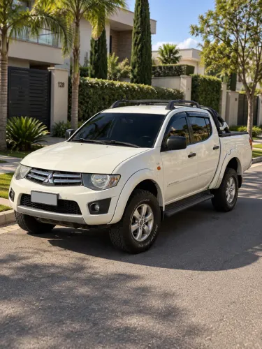 Mitsubishi L200 Triton HLS 2.4 Flex 16V CD Mec. 2016