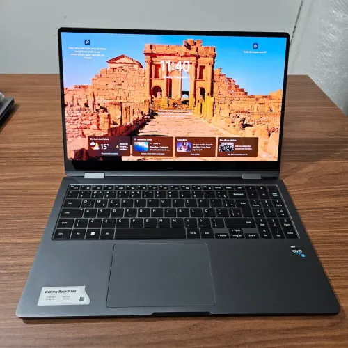 Samsung Galaxy Book3 360 Intel i7-1360P 16GB 512GB Tela 15,6 AMOLED FullHD Touchscreen 360