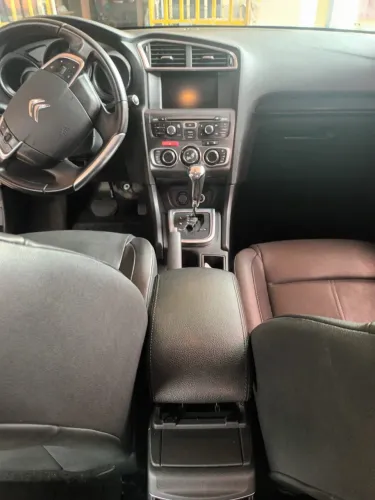 Citroen C4 Lounge Exclusive 1.6 Turbo 4P Aut. 2014