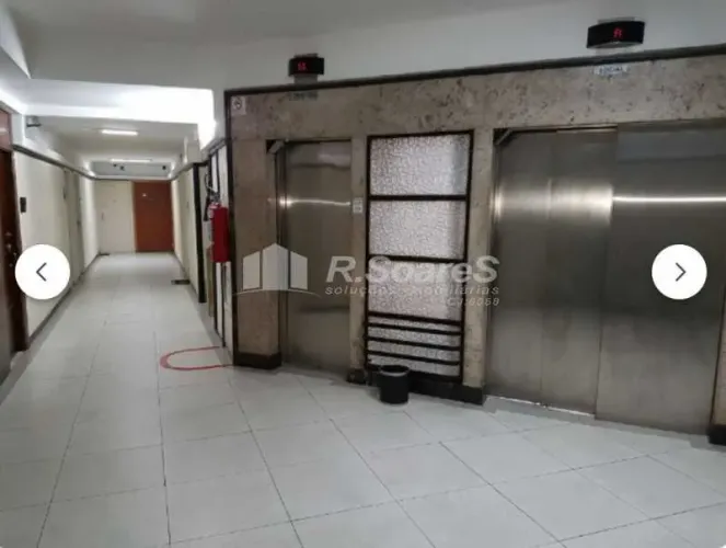 Sala : / Comercial / Centro