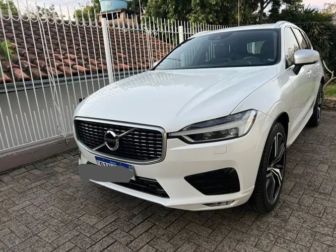 Volvo XC 60 T-5 R-design 2.0 AWD 5P 2018