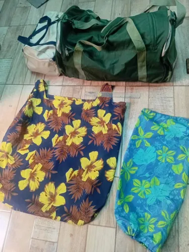 R$85 Bolsa de Viagem, sacolão florido entre outros .