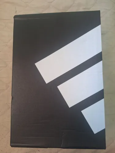 Tênis Adidas n37 ( novo)