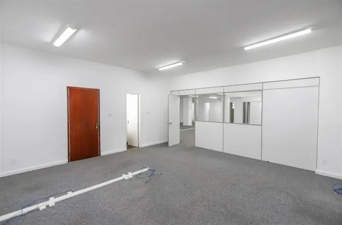 SALA ANDAR INTEIRO OTIMO PREÇO
