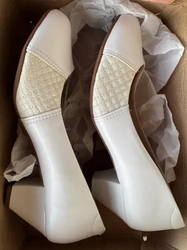 Sapato social feminino Modare Ultraconforto, modelo 7005.647, cor branca, tamanho 37