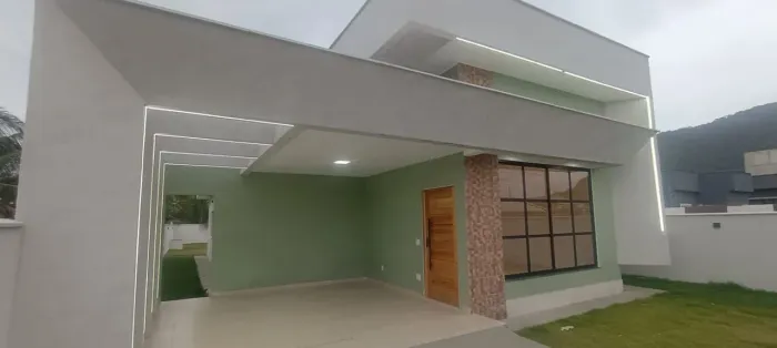Casa com 3 quartos para alugar, 121 m² por R$ 5.900/mês - Praia de Itaipuaçu (Itaipuaçu) -