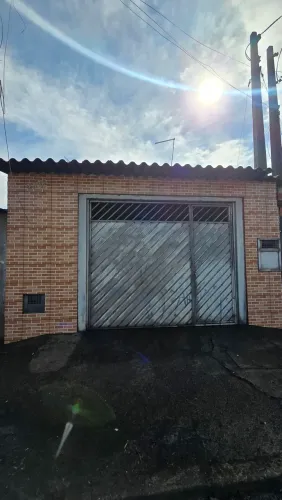 CASA A VENDA OU TROCA