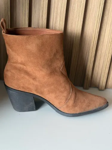 BOTA FEMENINA 
