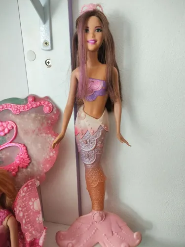 Barbie Kylie em vida de sereia