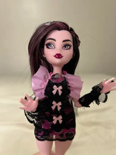 Draculaura G3-RESERVADA!!!