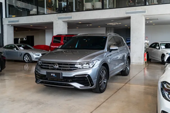 Volkswagen Tiguan Allspac R-line 300 TSI 2.0 2024