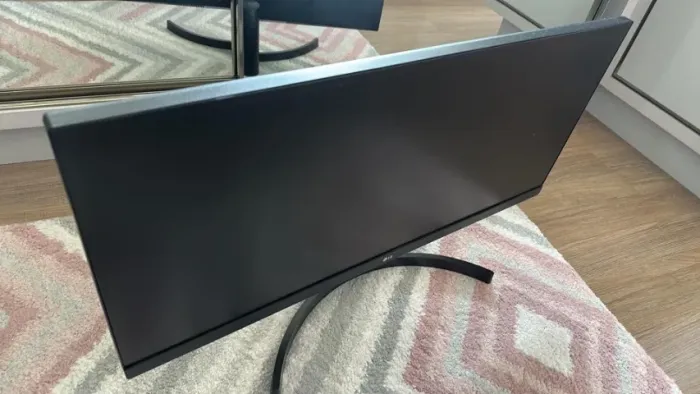 Monitor LG UltraWide - Tela IPS de 29"