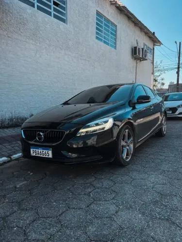 Volvo V40 T-4 Momentum 2.0 Aut. 2017