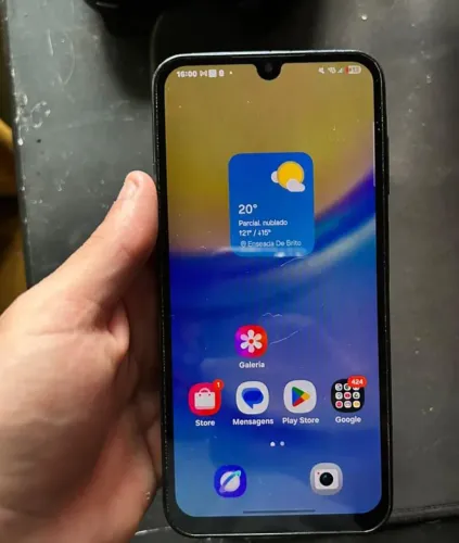 Celular usado galaxy a15