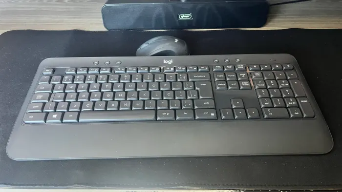 Kit Logitech MK540 - Teclado + Mouse Sem Fio | Silencioso e Impecável