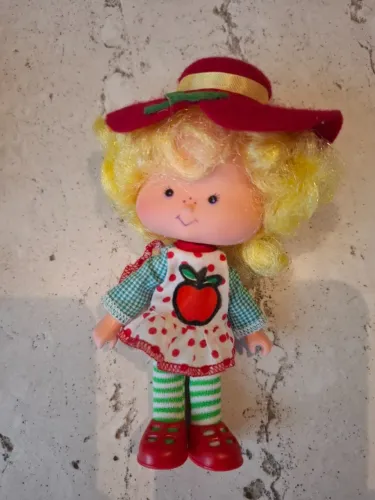 Coleção Moranguinho. Boneca Maçãzinha original dos anos 80!