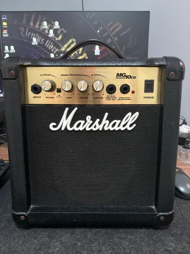 Marshall MG10CD - Cubo amplificado para Guitarra